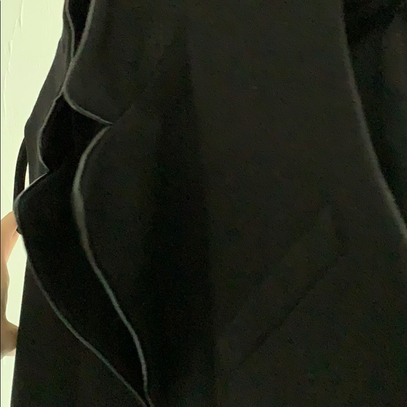 BCBG Vest with faux leather trim - Picture 4 of 4